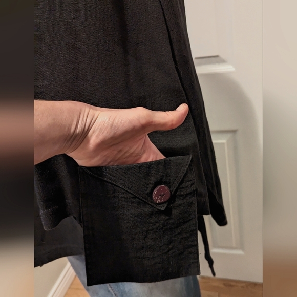 Stylish Asymmetrical Black Linen Top, OS, EUC - Picture 8 of 11